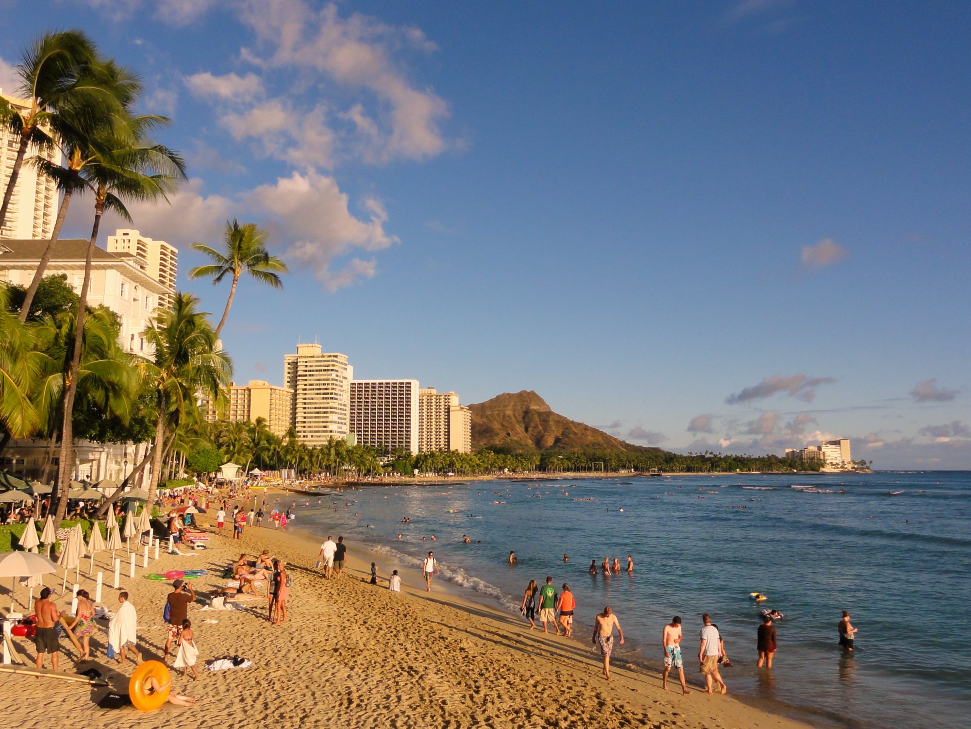 Waikīkī Beach toward Diamond Head